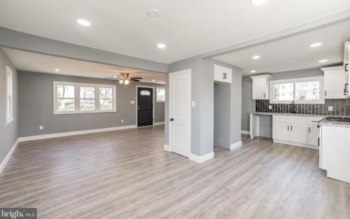 1134 Mulberry St, Chester PA 19015-3046 exterior