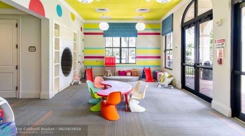 17894 Monte Vis Dr, Boca Raton FL 33496-1057 exterior