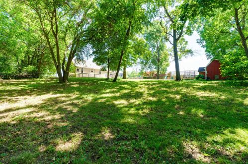 2206 Frst Dr, Kalamazoo MI 49002-6442 exterior