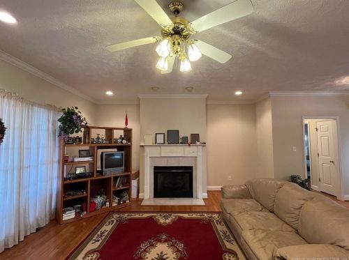 504 Hickory Leaf Ct, Lumberton NC 28358-2336 exterior