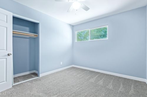 2925 42nd Ave, Phoenix AZ  85019-4323 exterior