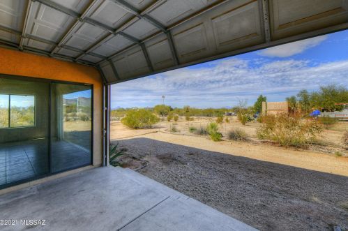 11660 Picture Rocks Rd, Tucson AZ 85743-8770 exterior