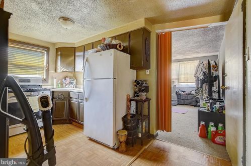 7554 Gilbert St, Philadelphia PA 19150-2606 exterior