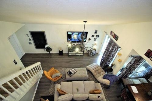 3349 Timberwood Cir, Naples, FL 34105-5608