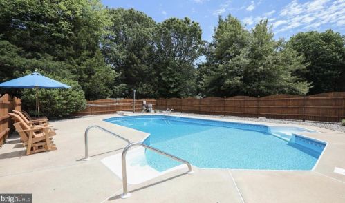 510 Macintosh Dr, Harrison Township, NJ 08062-9474