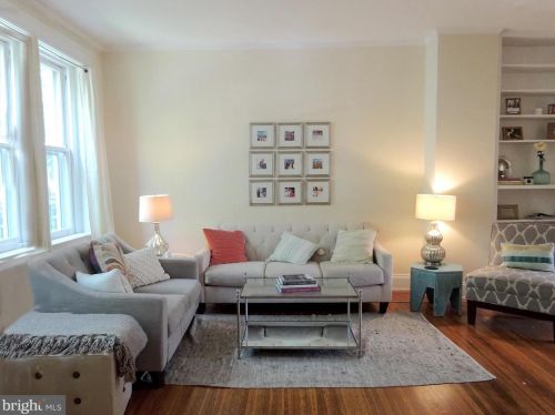 2237 Hall Pl, Washington DC  20007-1837 exterior