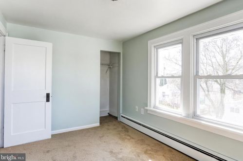 603 High St, Hummelstown PA 17036-1907 exterior