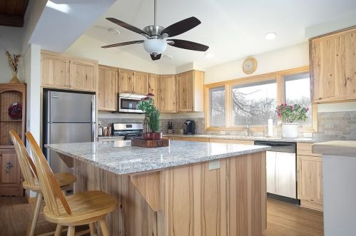 7691 Jamaca Ave, Stillwater, MN 55082-9345