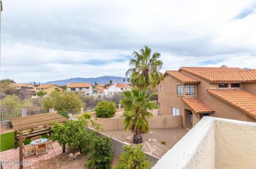 1080 Eagle Lndg Pl, Tucson AZ 85737-9230 exterior