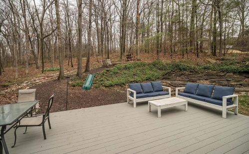 11070 Rambling Oaks Dr, Saint Louis MO 63128-2036 exterior