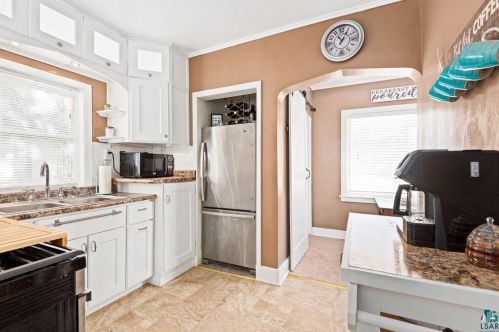 513 Sparkman Ave, Duluth MN 55803-2311 exterior