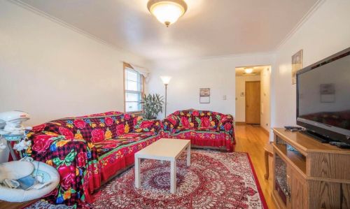 6221 Spencer Pl, Milwaukee WI  53218-4946 exterior