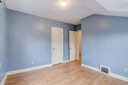 2335 54 St, Milwaukee WI 53219-3352 exterior