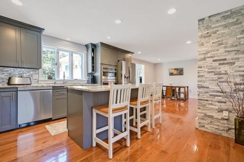 2 Trevor Ln, Worcester MA  01605-1081 exterior