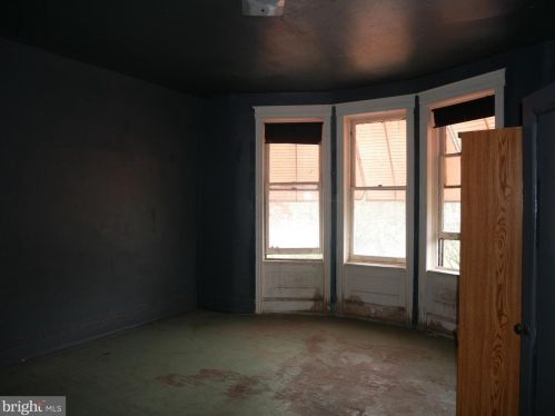 3311 16th St, Philadelphia PA  19140-4902 exterior