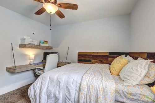 1401 Forrest Ave, Atlanta GA 30344-2709 exterior