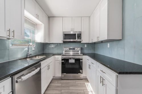 4722 Bay Ave, Tampa FL 33616-1070 exterior