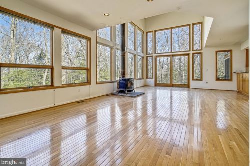 2751 Colonial Rd, Accokeek MD 20607-2366 exterior