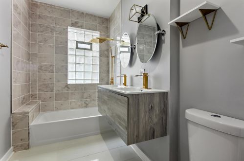 5451 Cherry St, Milwaukee WI  53208-2106 exterior