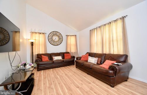 336 Schafer Blvd, New Castle DE 19720-8857 exterior