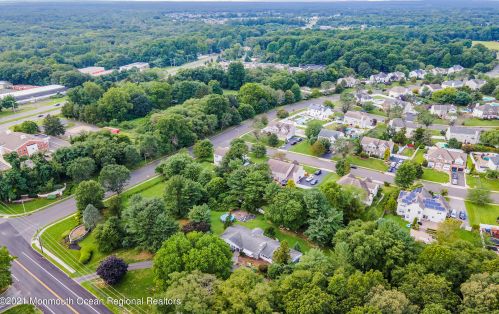 176 Bartley Rd, Jackson Twp NJ  08527-1240 exterior