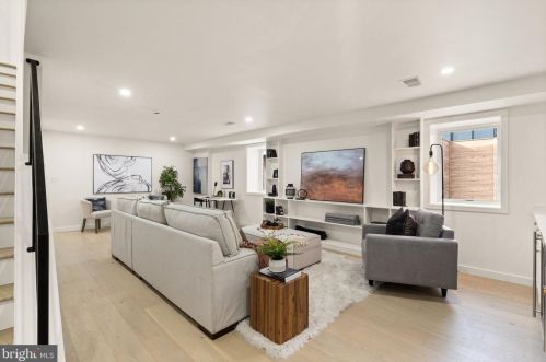 4316 2nd St, Washington DC  20011-7434 exterior