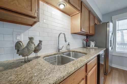 6718 11 St, Tampa FL 33604-3215 exterior