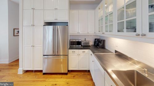 625 Q St, Washington DC 20001-3406 exterior