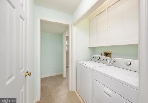 6133 Joust Ln, Alexandria VA 22315-4809 exterior