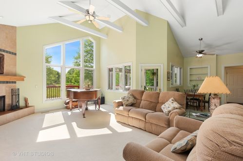 2120 Timberline Trl, Bull Valley IL 60098-8782 exterior