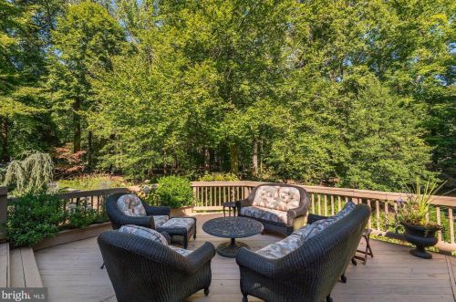 9821 Avenel Farm Dr, Rockville MD  20854-5414 exterior