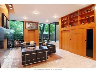 336 Wisconsin St, Chicago IL  60614-5452 exterior