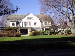 363 Waverley Ave, Newton, MA 02458-2702