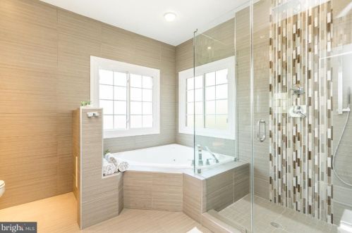 5414 Edsall Rdg Pl, Alexandria VA 22312-2671 exterior