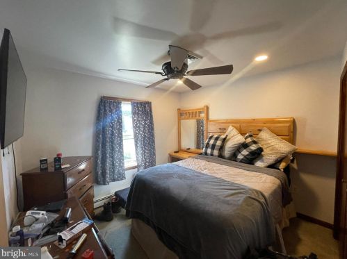 10 Bunting Brg Rd, Cookstown NJ 08511-1101 exterior