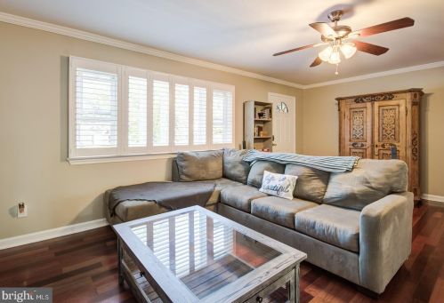 7833 Martha Washington St, Alexandria VA  22309-1346 exterior