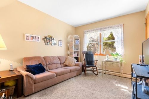 120 Lexington Ave, Cranford NJ 07016-2610 exterior