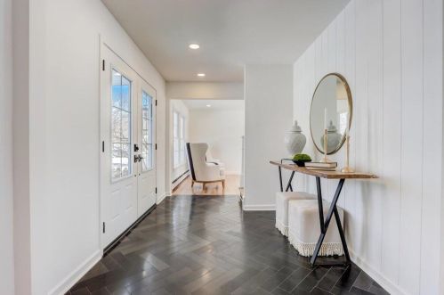 2738 117th Pl, Milwaukee WI  53222-4102 exterior