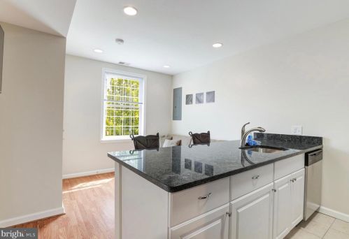 912 19 St, Washington DC 20002-4083 exterior