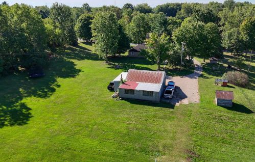 1039 108 St, Byron Township MI 49315-8607 exterior