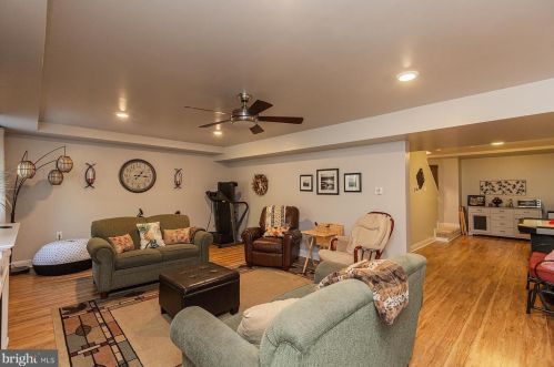 431 Rabbit Hl Ln, Lancaster PA 17603-7435 exterior