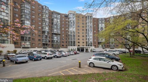 15107 Interlachen Dr, Silver Spring MD  20906-5625 exterior