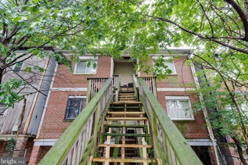 1258 Meigs Pl, Washington DC 20002-2426 exterior