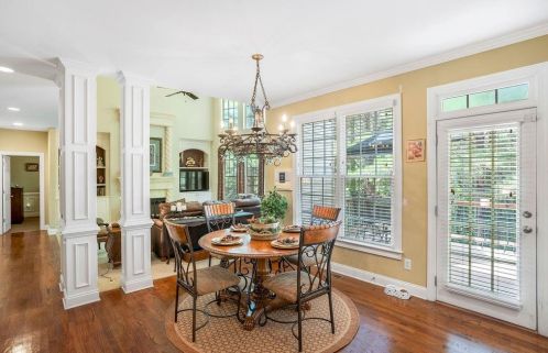 2551 Essex Ln, Atlanta GA 30331-7855 exterior