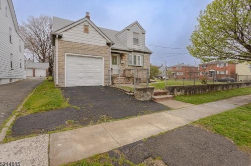 1709 Lawrence St, Rahway NJ  07065-5109 exterior