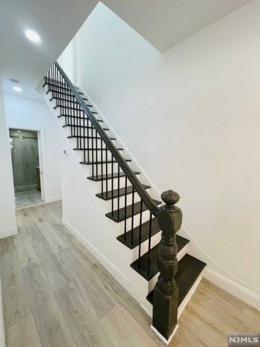 511 St, Union City NJ 07087-2615 exterior