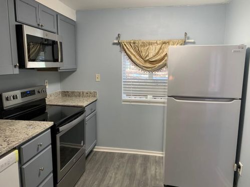 5784 Par 4 Ct, Lithonia GA 30038-1807 exterior