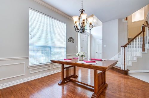 4043 Briarbend Rd, Dallas, TX 75287-3902