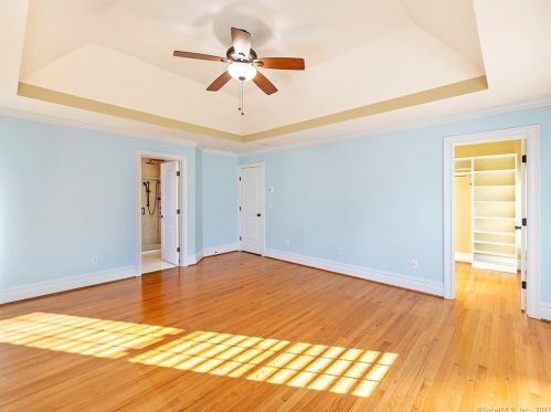 32 Harold Rd, Farmington CT 06032-3407 exterior