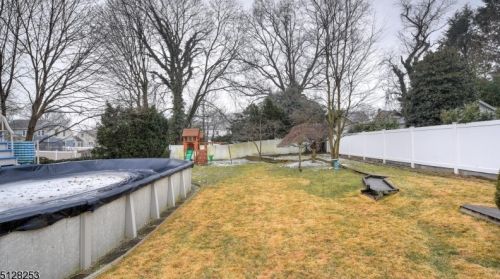 59 Mountainview Ave, Nutley NJ 07110-2233 exterior